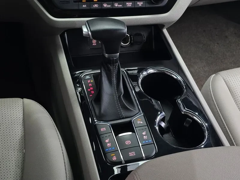 Kia Carnival 9-Seater Prestige | Mobile.bg � ����������� 9