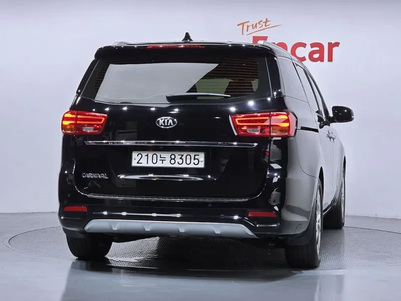 Kia Carnival 9-Seater Prestige | Mobile.bg � ����������� 4