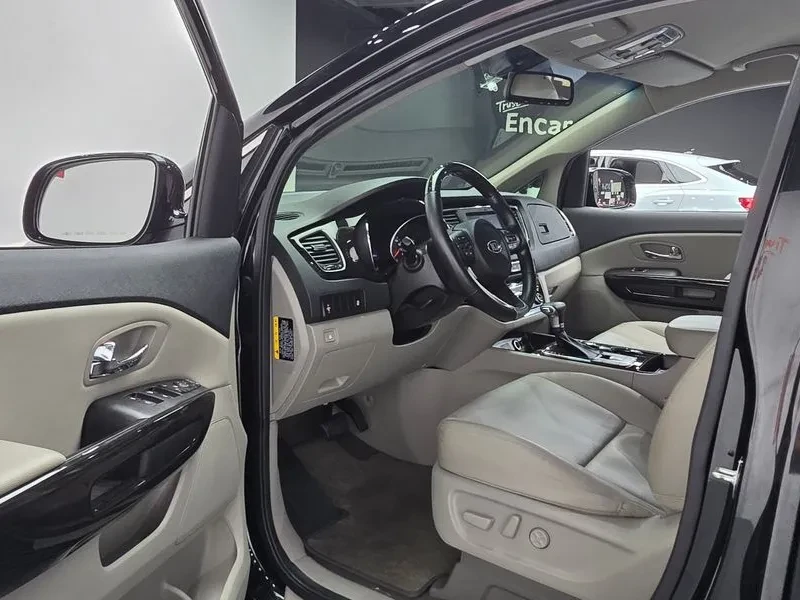 Kia Carnival 9-Seater Prestige | Mobile.bg � ����������� 10