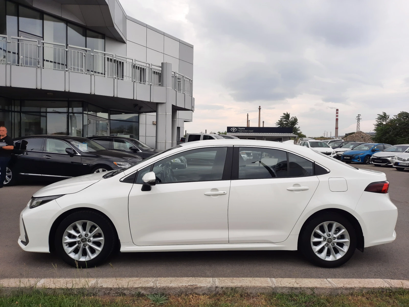 Toyota Corolla 1.5 Executive - изображение 5