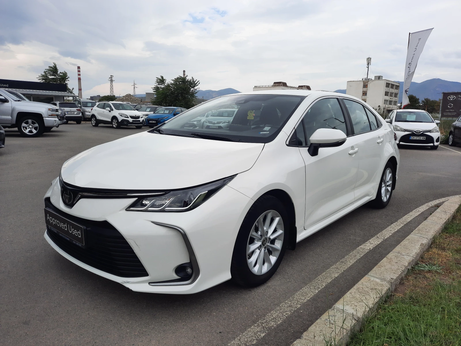 Toyota Corolla 1.5 Executive - изображение 4