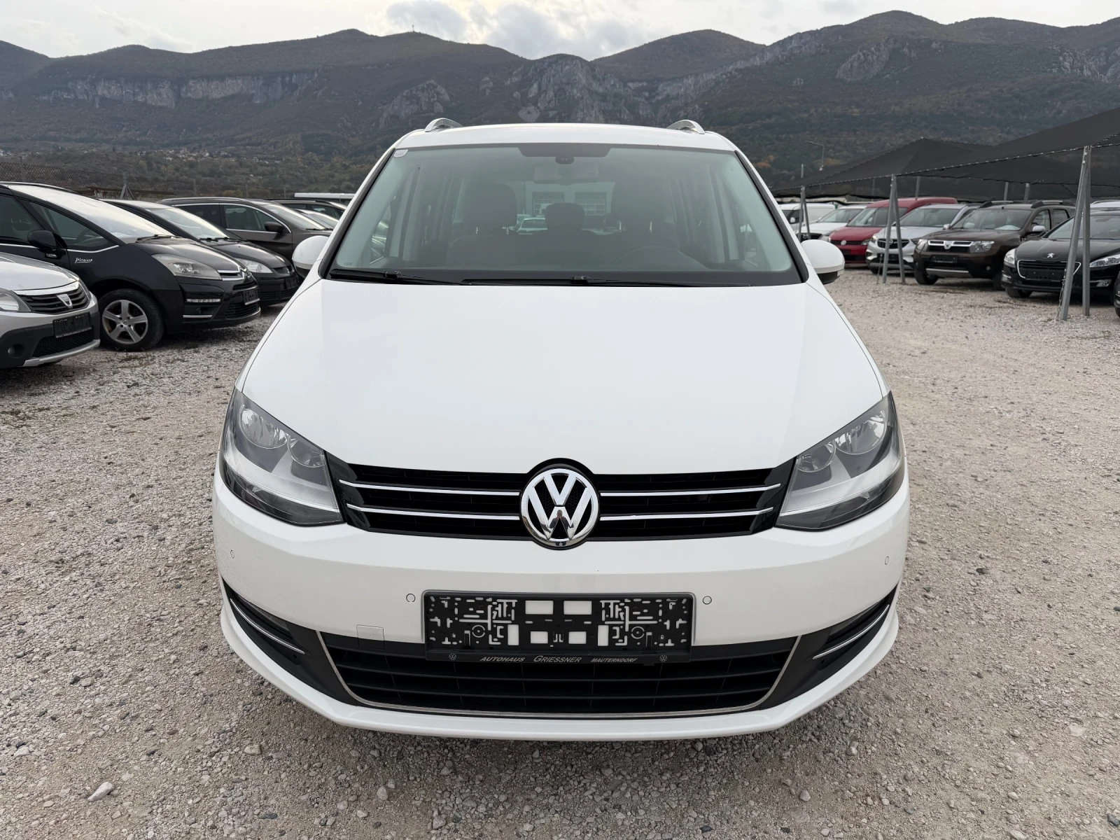 VW Sharan 2.0/140кс EVRO5b Автоматик Кожа Нави - изображение 2