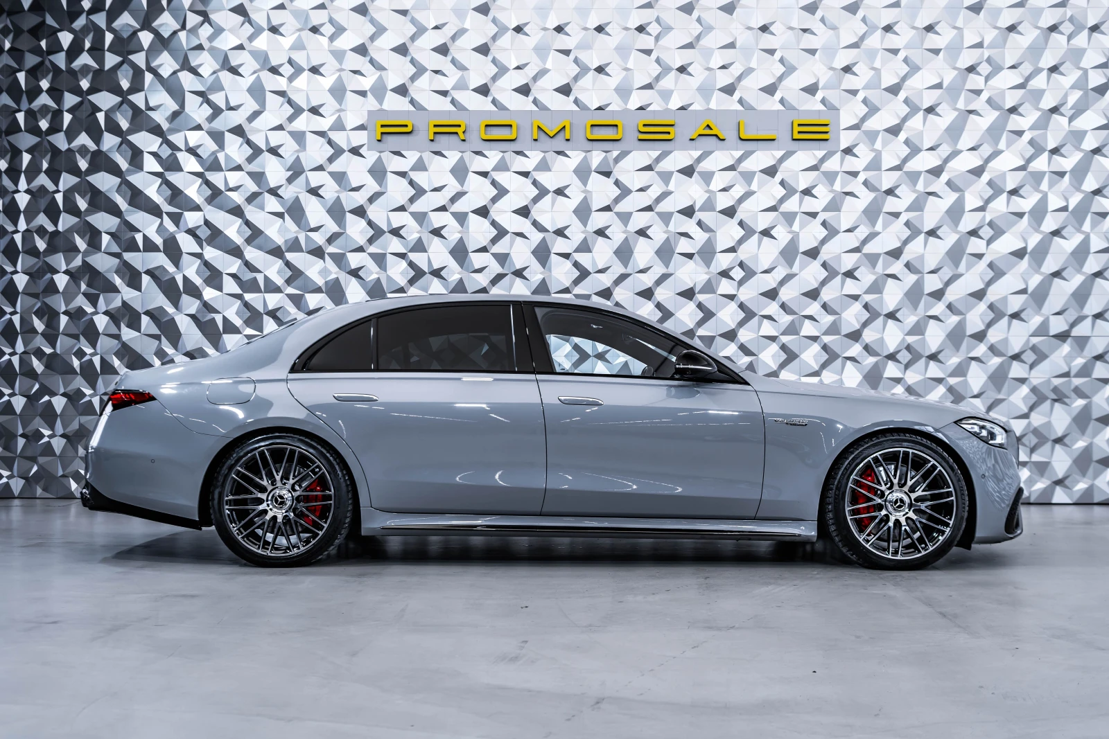 Mercedes-Benz S 63 AMG Edition 1* Carbon* Pano* Burmester - изображение 6
