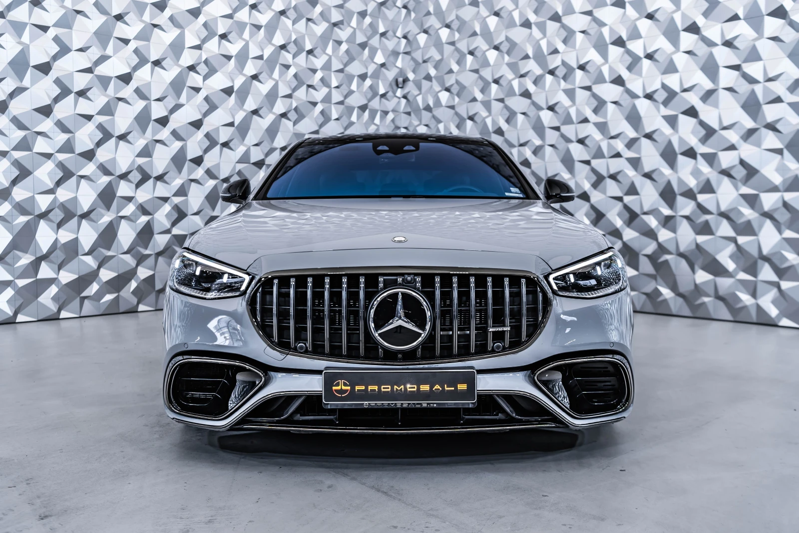 Mercedes-Benz S 63 AMG Edition 1* Carbon* Pano* Burmester - изображение 2