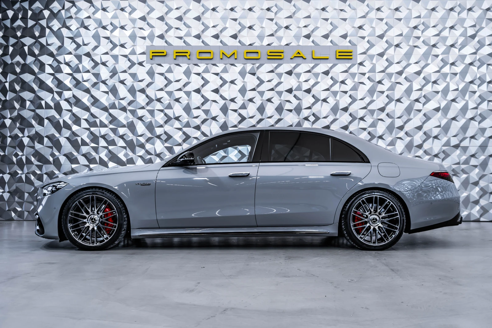 Mercedes-Benz S 63 AMG Edition 1* Carbon* Pano* Burmester - изображение 3