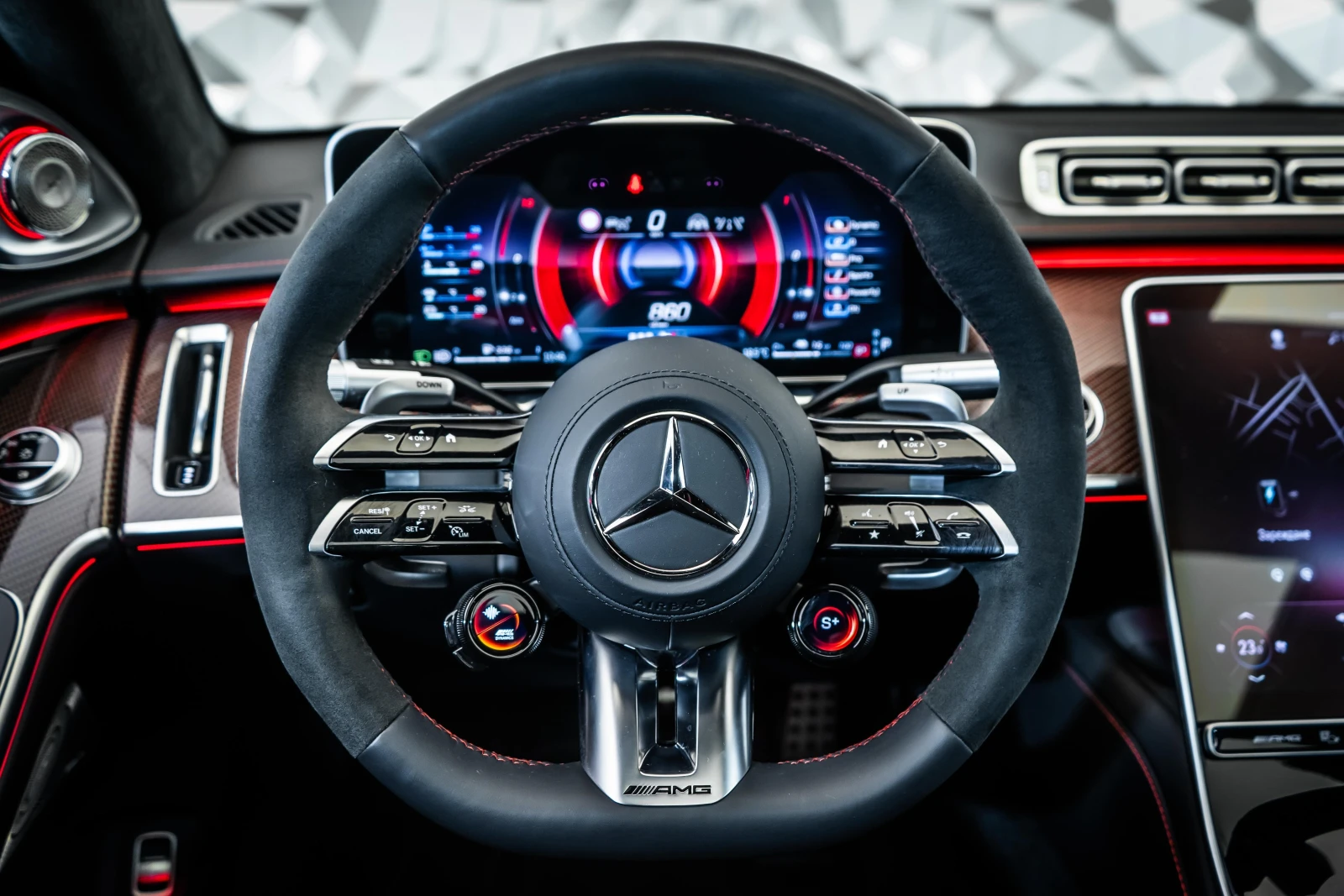 Mercedes-Benz S 63 AMG Edition 1* Carbon* Pano* Burmester - изображение 10