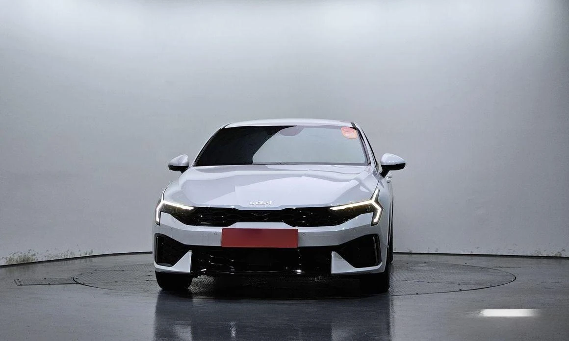 Kia K5 2.0 Noblesse * НАЙ-ДОБРА ЦЕНА В БЪЛГАРИЯ*  - изображение 3