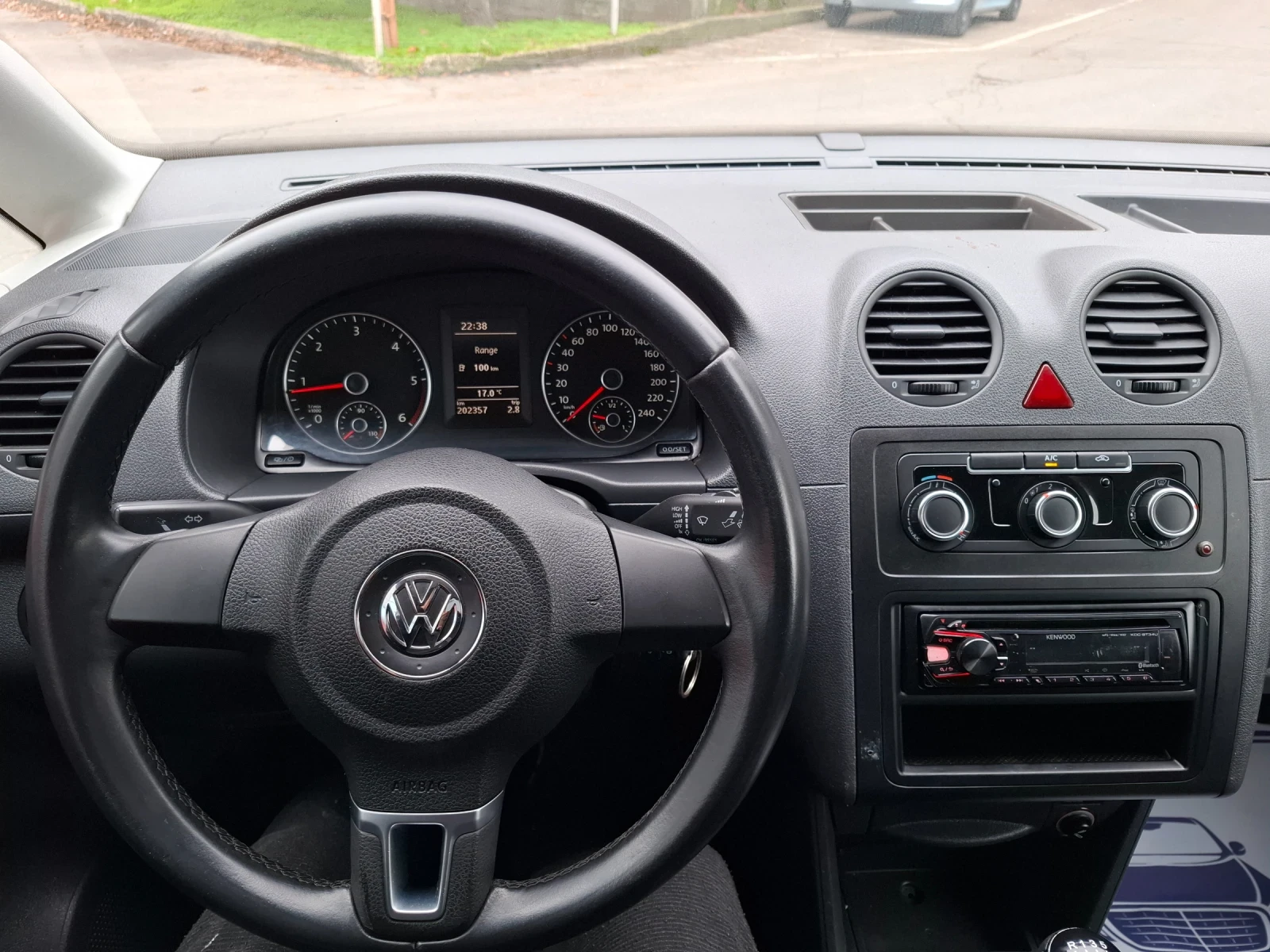 VW Caddy 2.0TDI * 4X4 *  * EURO 5 *  *  | Mobile.bg   15