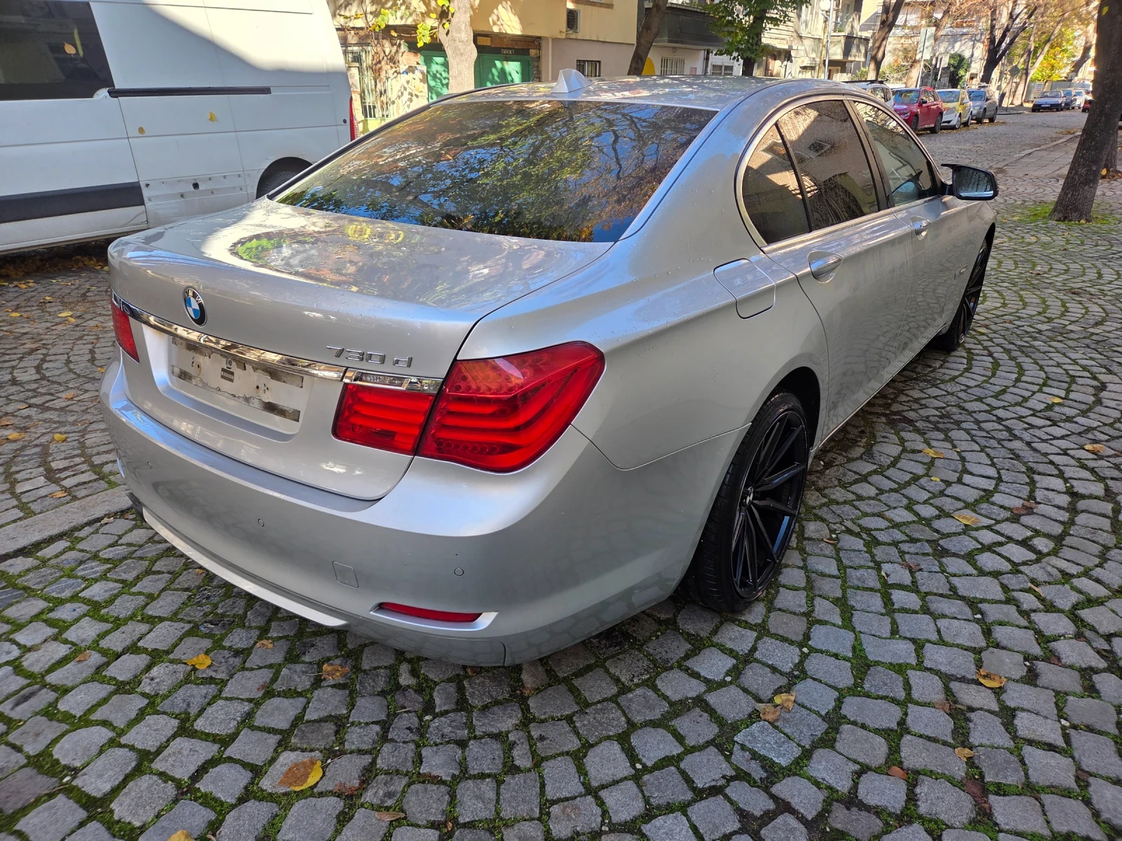 BMW 730  - изображение 4