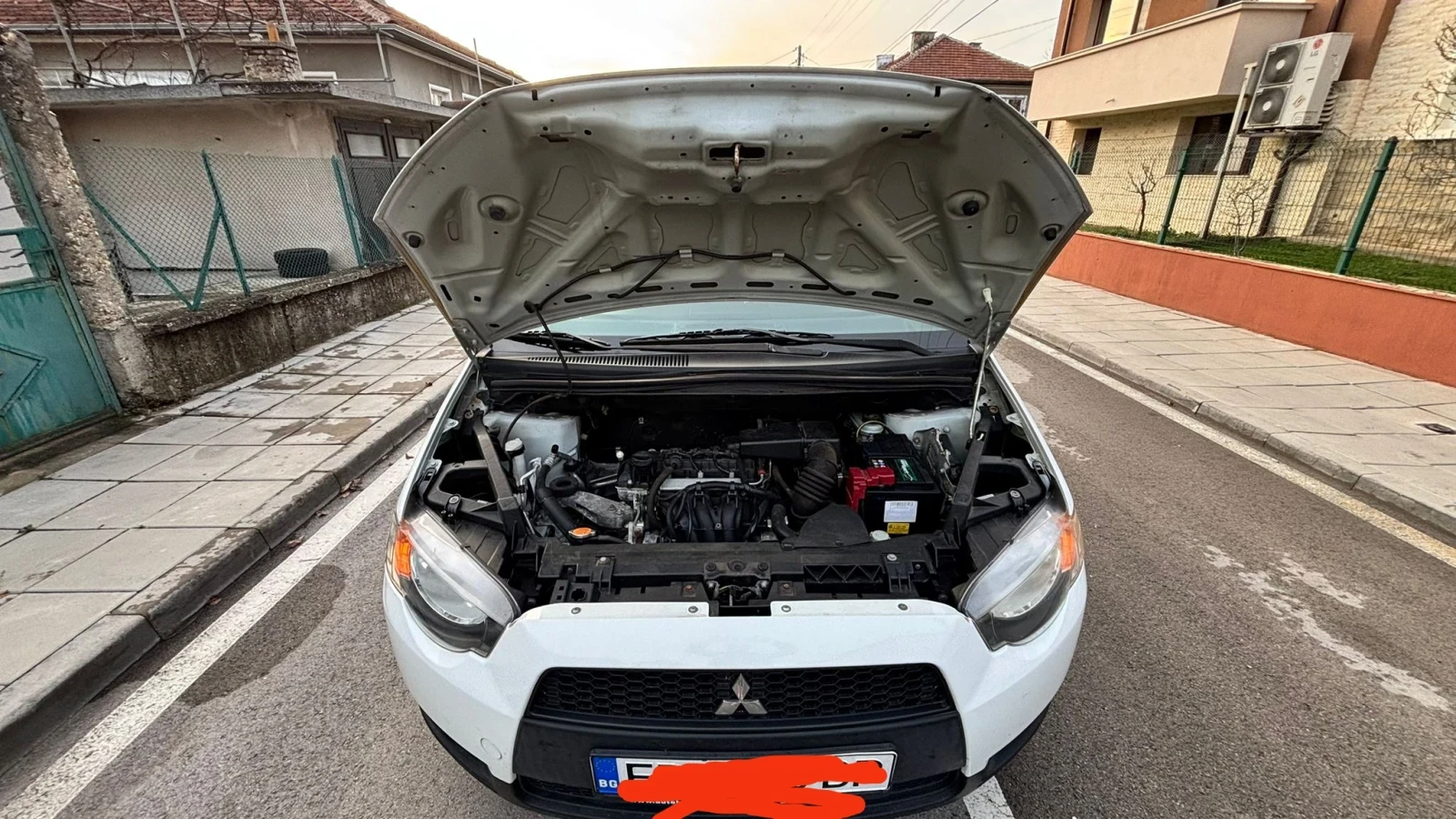 Mitsubishi Colt 1.0 - изображение 5