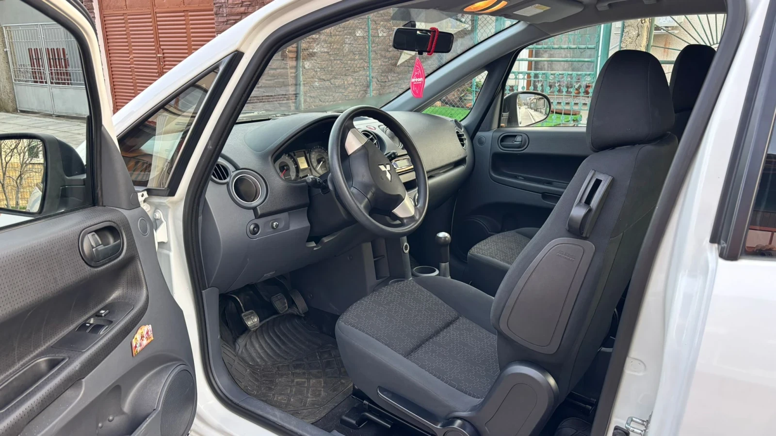 Mitsubishi Colt 1.0 | Mobile.bg � ����������� 11