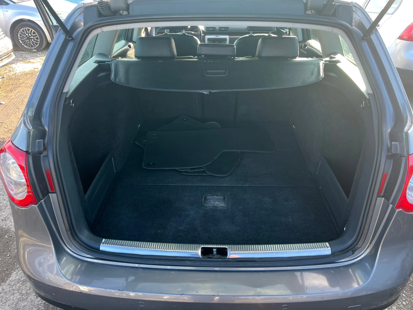 VW Passat 2.0TDI HIGHLINE/КОЖА - изображение 8