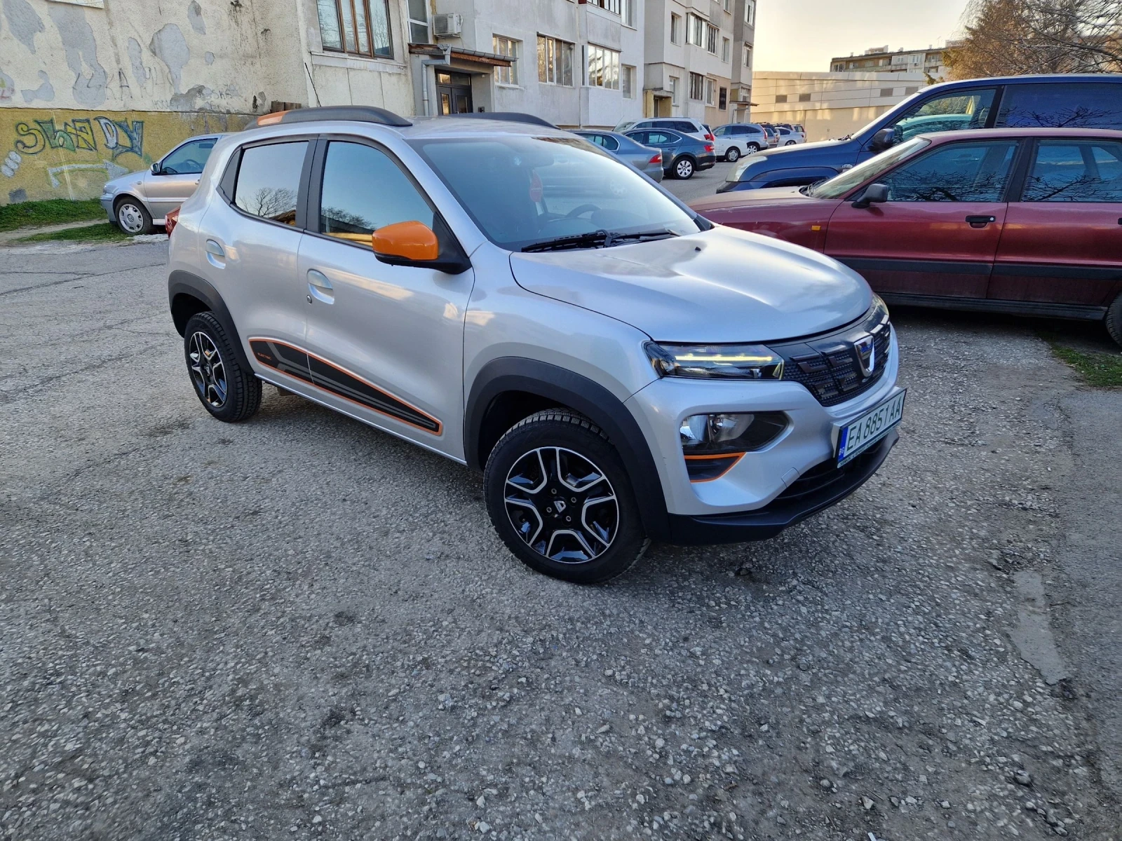 Dacia Spring, снимка 2 - Автомобили и джипове - 53806791