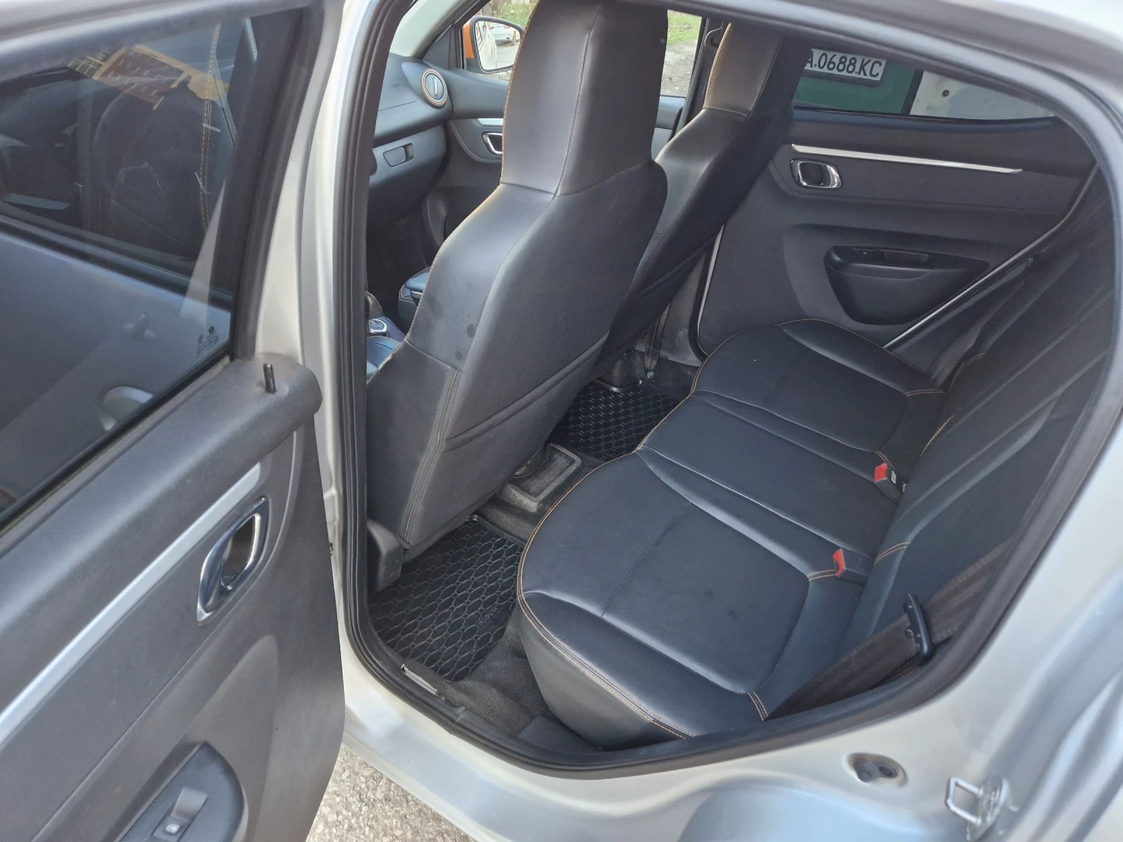 Dacia Spring, снимка 8 - Автомобили и джипове - 53806791