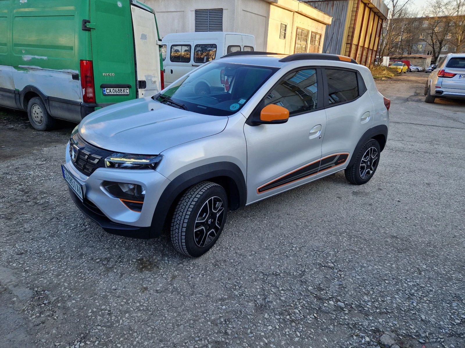 Dacia Spring, снимка 3 - Автомобили и джипове - 53806791