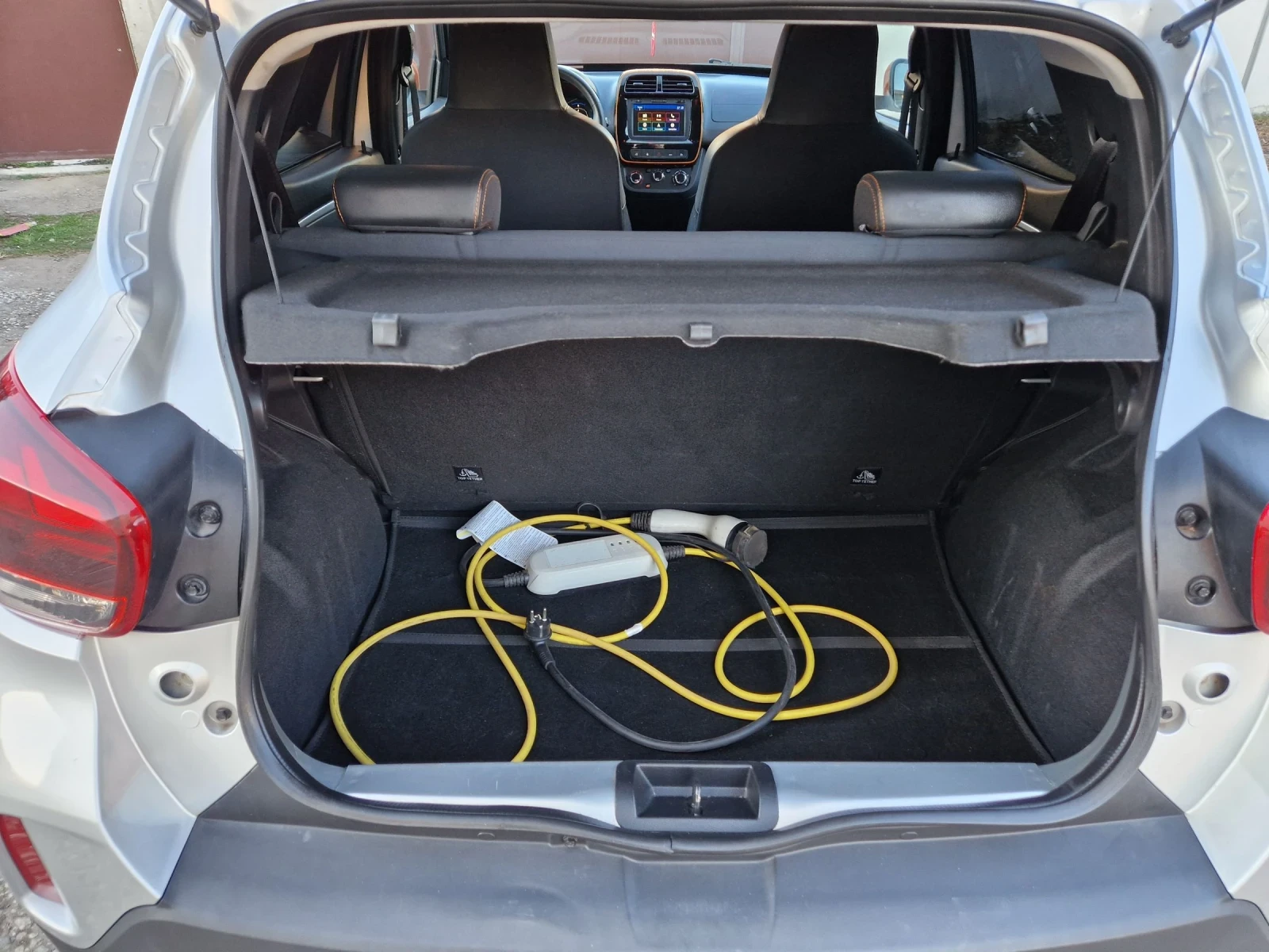 Dacia Spring, снимка 12 - Автомобили и джипове - 53806791