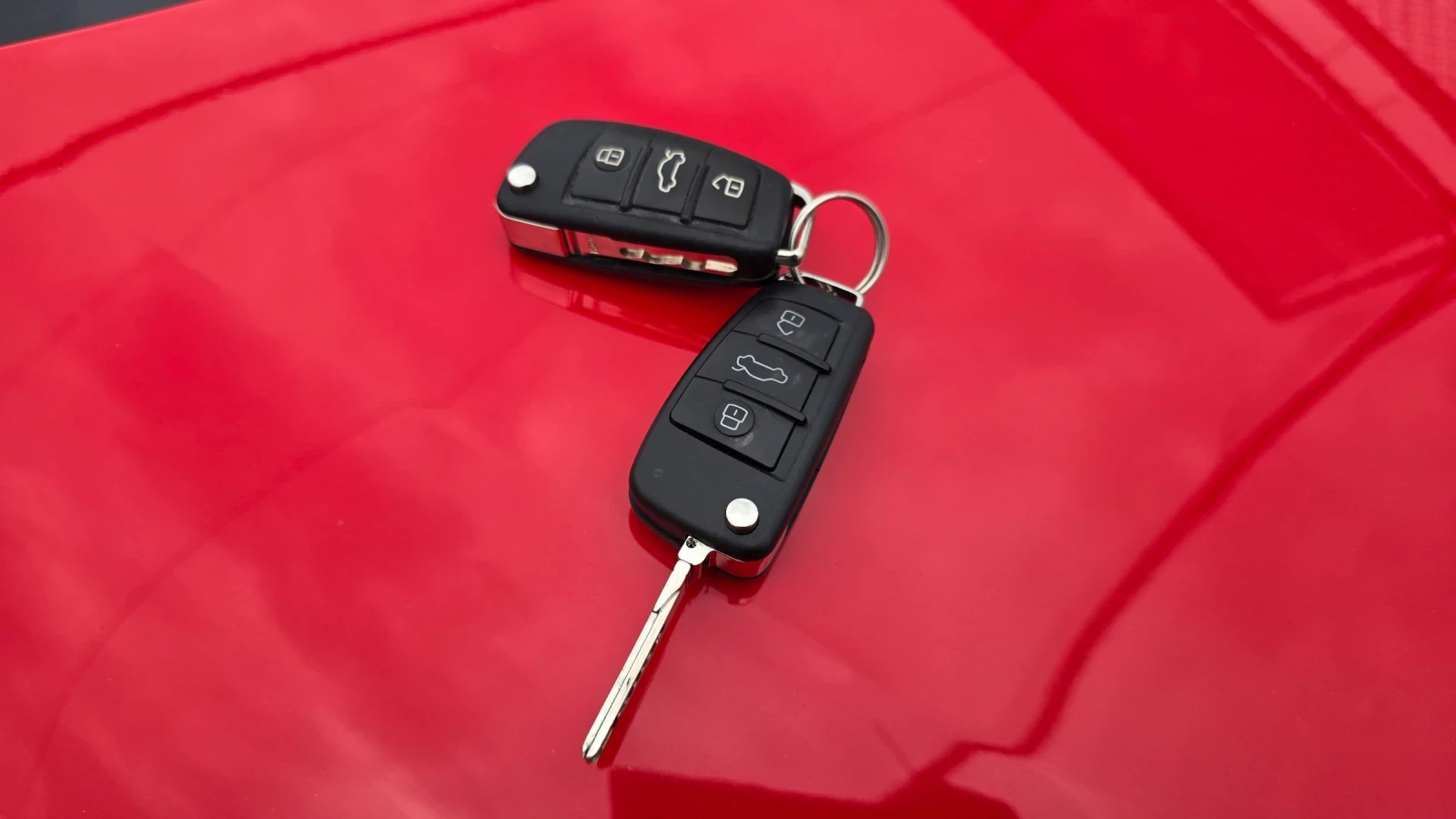 Audi A1 1.4* S_line* АВТОМАТИК* BI-XENON, снимка 16 - Автомобили и джипове - 53910656