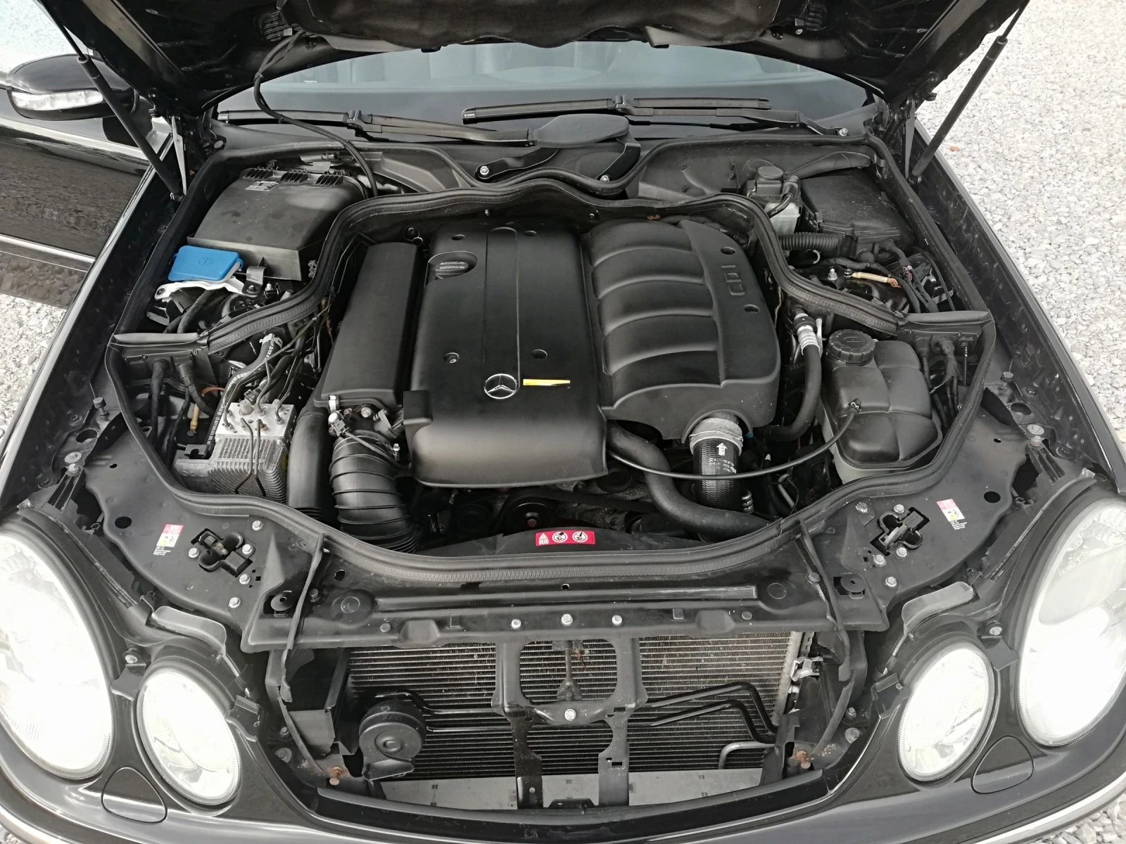 Mercedes-Benz E 220 2.2D NAVI AVT AVANGARD, снимка 17 - Автомобили и джипове - 53963290