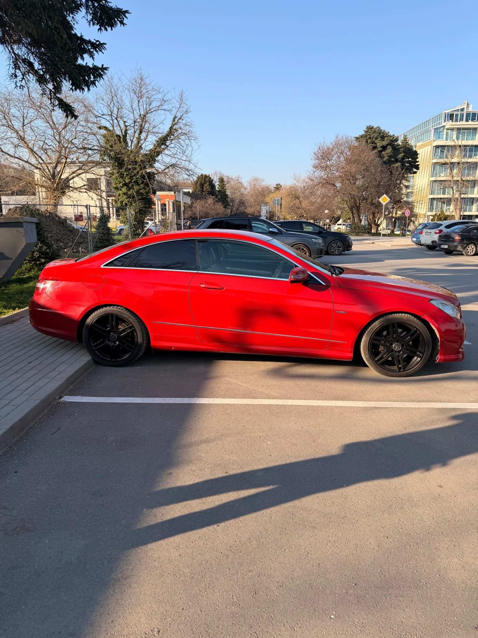 Mercedes-Benz E 250, снимка 8 - Автомобили и джипове - 54100036