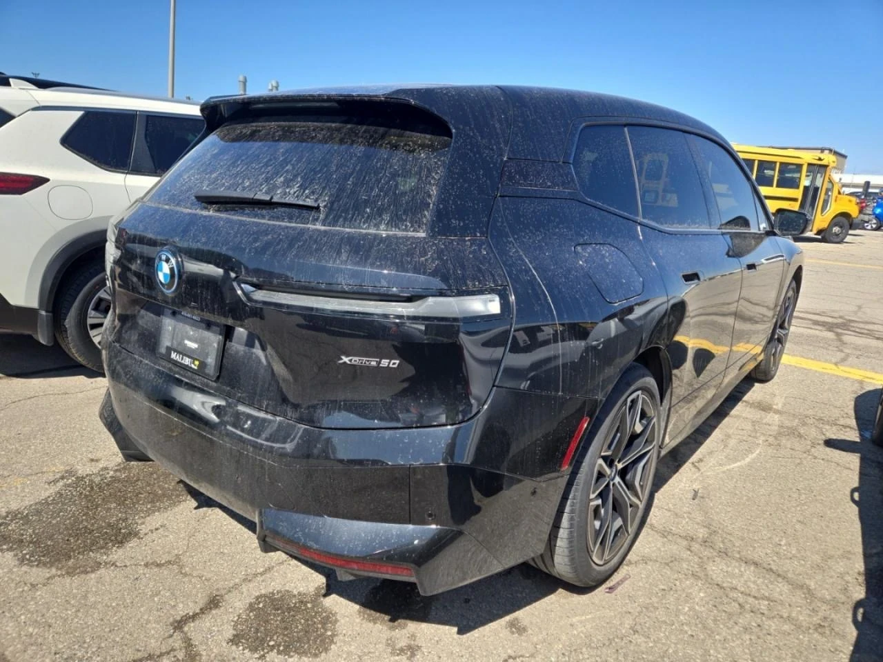 BMW iX Xdrive50* Harman/Kardon* 360View* CarPlay* , снимка 3 - Автомобили и джипове - 54204302