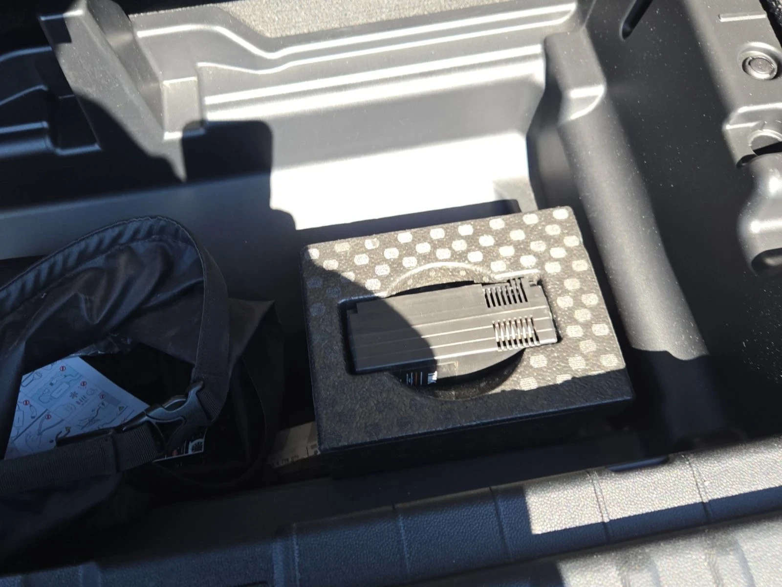 BMW iX Xdrive50* Harman/Kardon* 360View* CarPlay* , снимка 17 - Автомобили и джипове - 54204302