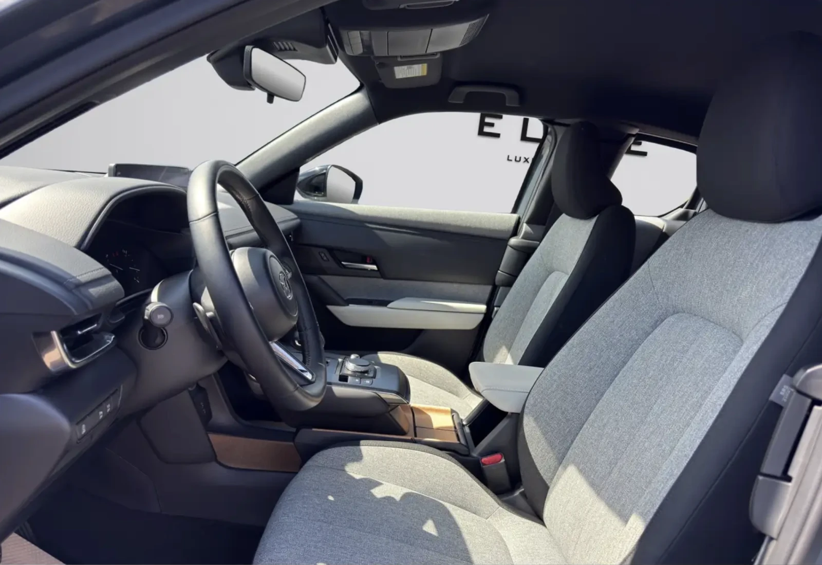 Mazda MX-30 GX/НОВА/ 1 400 км!, снимка 7 - Автомобили и джипове - 54342388