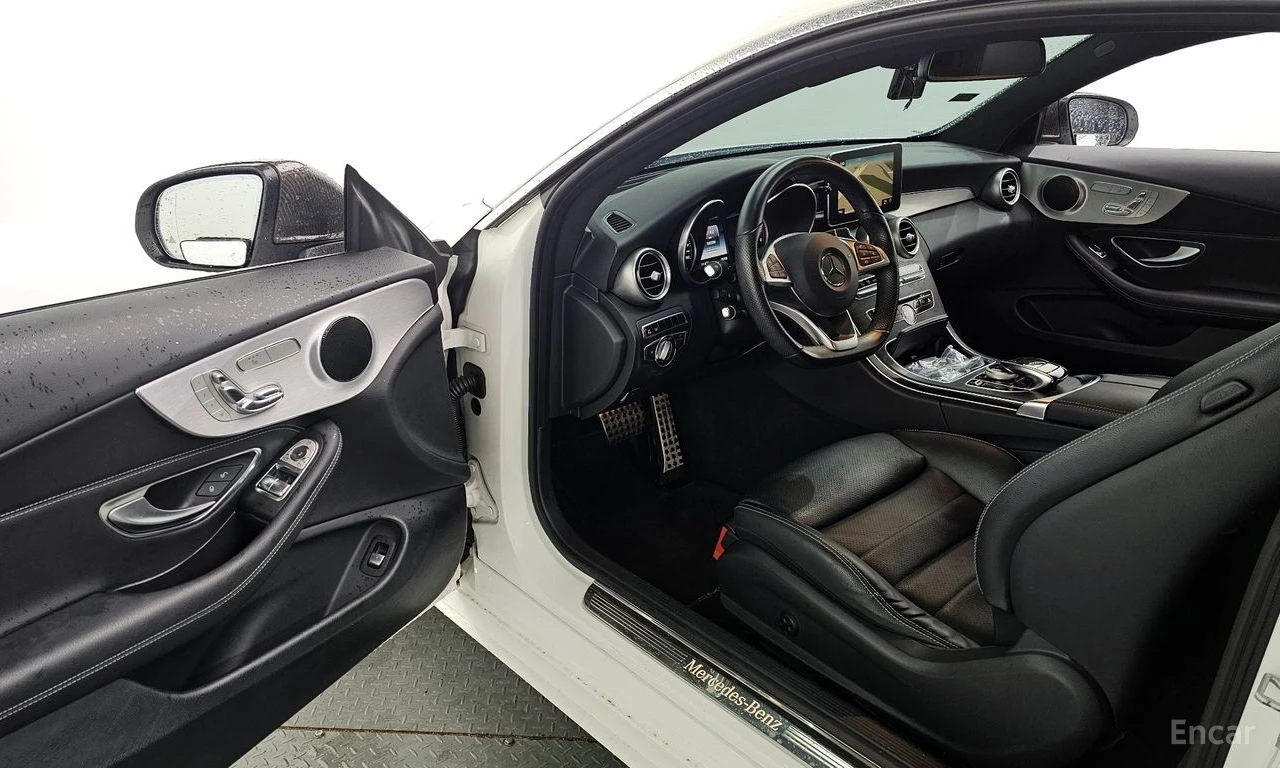Mercedes-Benz C 200 AMG* LINE* ПОДГРЕВ* КАМЕРА* ПАНОРАМА* КЕЙЛЕС* , снимка 6 - Автомобили и джипове - 54743665