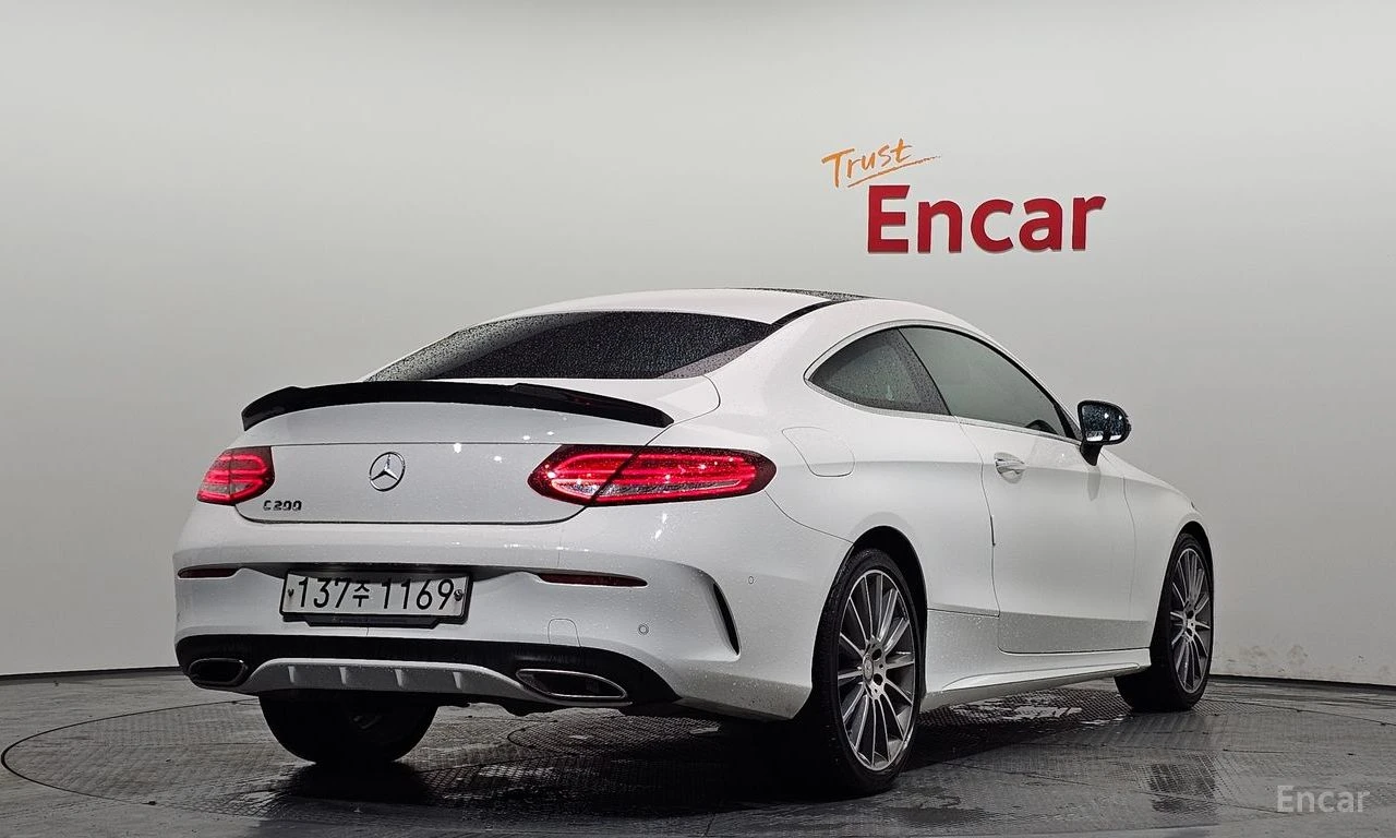 Mercedes-Benz C 200 AMG* LINE* ПОДГРЕВ* КАМЕРА* ПАНОРАМА* КЕЙЛЕС* , снимка 2 - Автомобили и джипове - 54743665