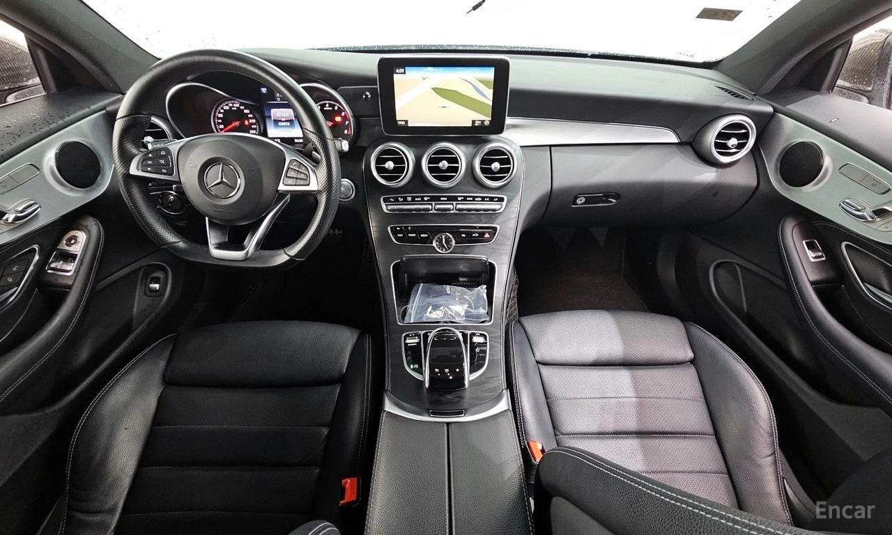 Mercedes-Benz C 200 AMG* LINE* ПОДГРЕВ* КАМЕРА* ПАНОРАМА* КЕЙЛЕС* , снимка 7 - Автомобили и джипове - 54743665