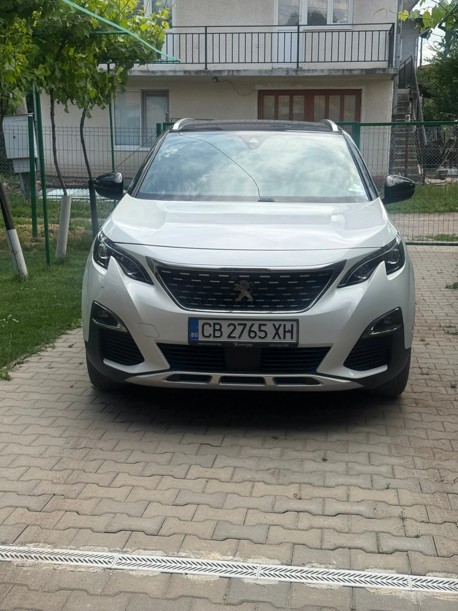 Peugeot 3008 1.6 Blue HDI GT Line, снимка 3 - Автомобили и джипове - 54801543