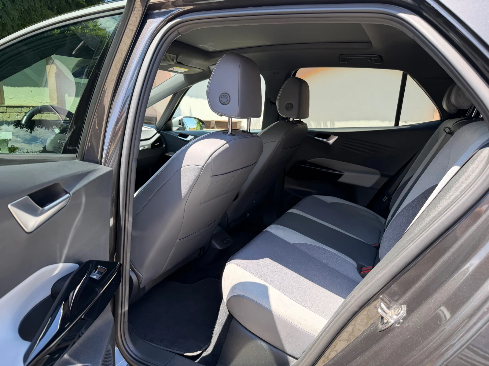 VW ID.3 1st/PRO/IQ/PANO/HeadUp/Keyless/Massage/91kkm, снимка 14 - Автомобили и джипове - 55232458
