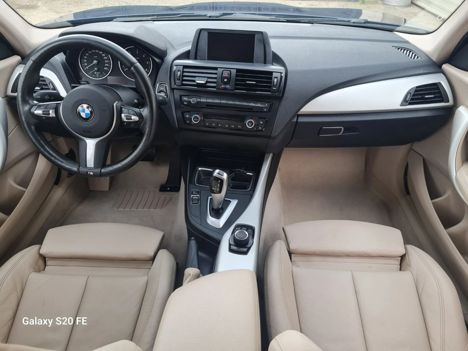 BMW 120 D Германия! Люк! Кожено Рекаро! Подгрев!, снимка 14 - Автомобили и джипове - 55387509