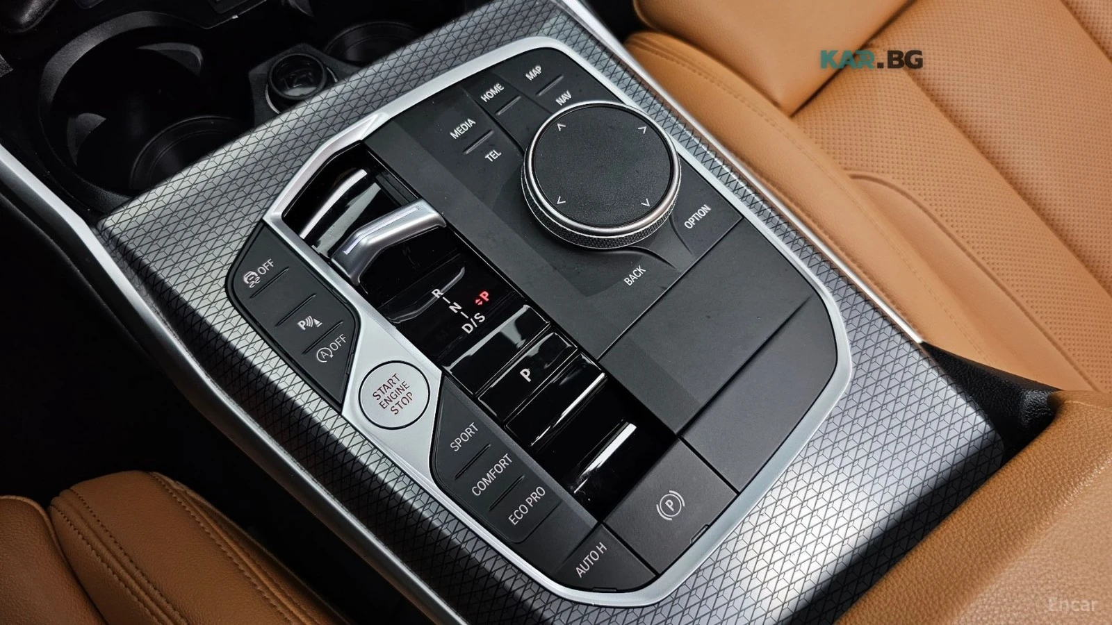 BMW 320 MSPORT* ДИСТРОНИК* ПОДГРЕВ* КАМЕРА* HUD* SUNROOF* , снимка 14 - Автомобили и джипове - 55395395