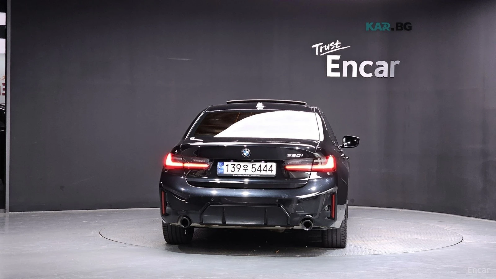BMW 320 MSPORT* ДИСТРОНИК* ПОДГРЕВ* КАМЕРА* HUD* SUNROOF* , снимка 4 - Автомобили и джипове - 55395395
