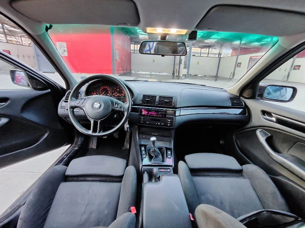BMW 320 Facelift , снимка 12 - Автомобили и джипове - 55468323
