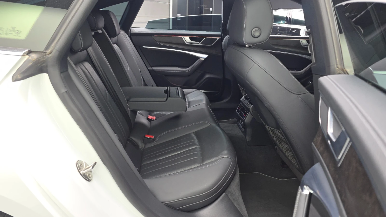 Audi A7 3.0TDI QUATTRO * FULL MAX , снимка 11 - Автомобили и джипове - 56129060