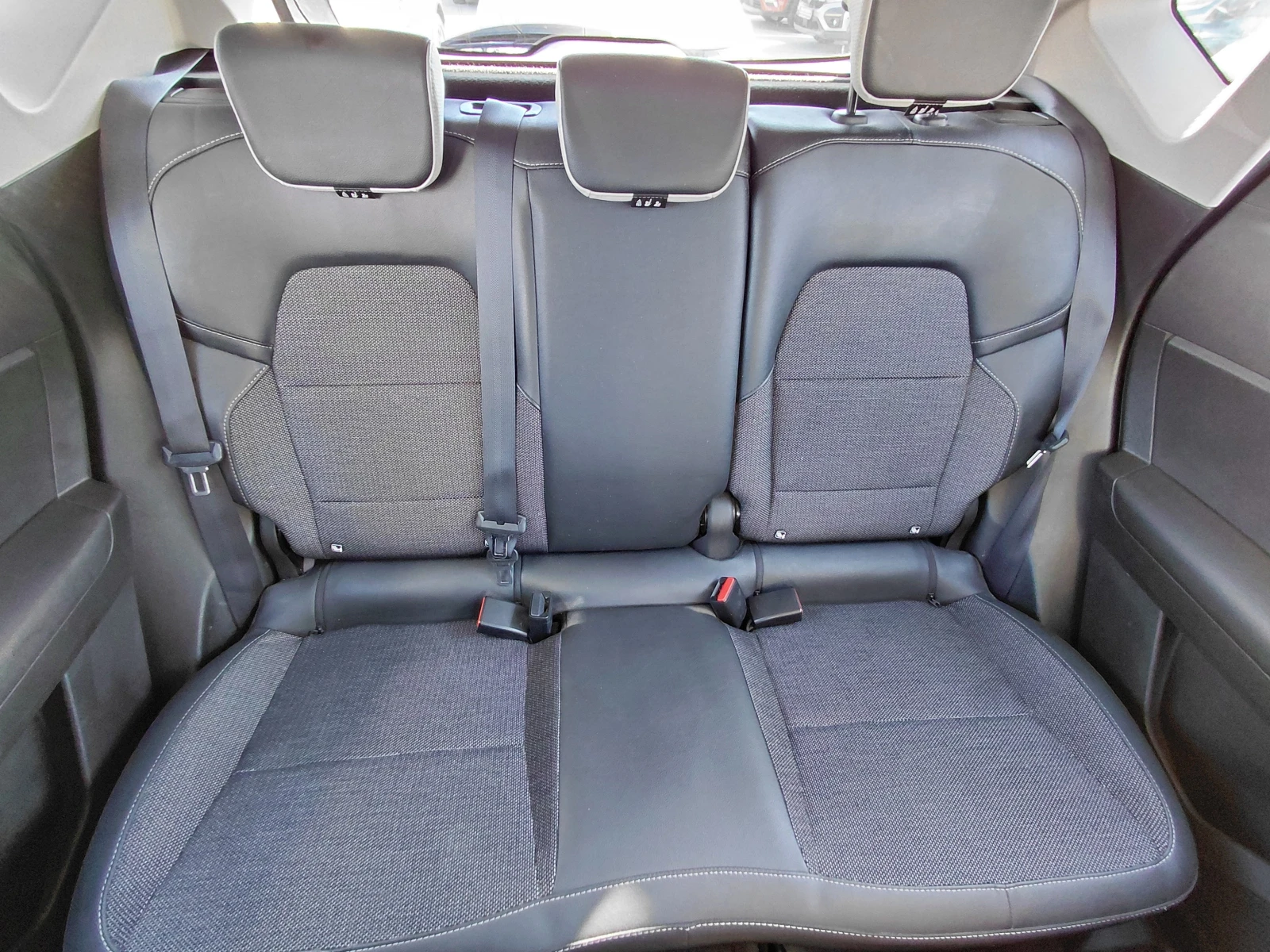 Renault Captur techno E-Tech full hybrid 145, снимка 14 - Автомобили и джипове - 56130115