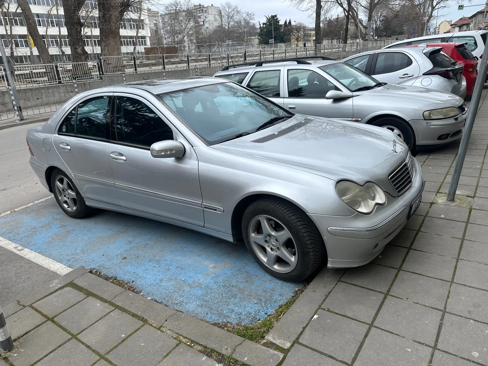 Mercedes-Benz C 220 | Mobile.bg � ����������� 1