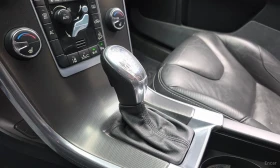 Volvo XC60 T6 R-Design AWD, снимка 12
