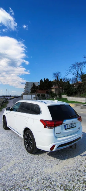 Mitsubishi Outlander 2.0 PHEV, снимка 3