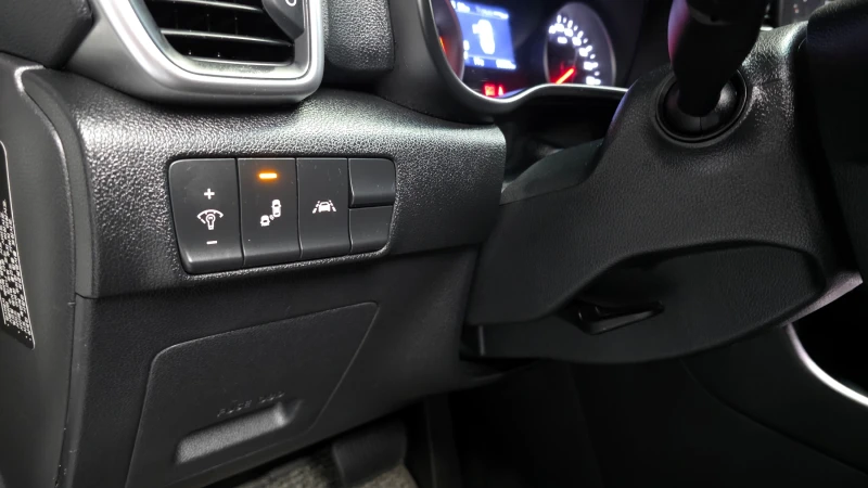 Kia Sportage 2.0 2WD PRESTIGE , снимка 14 - Автомобили и джипове - 52463599