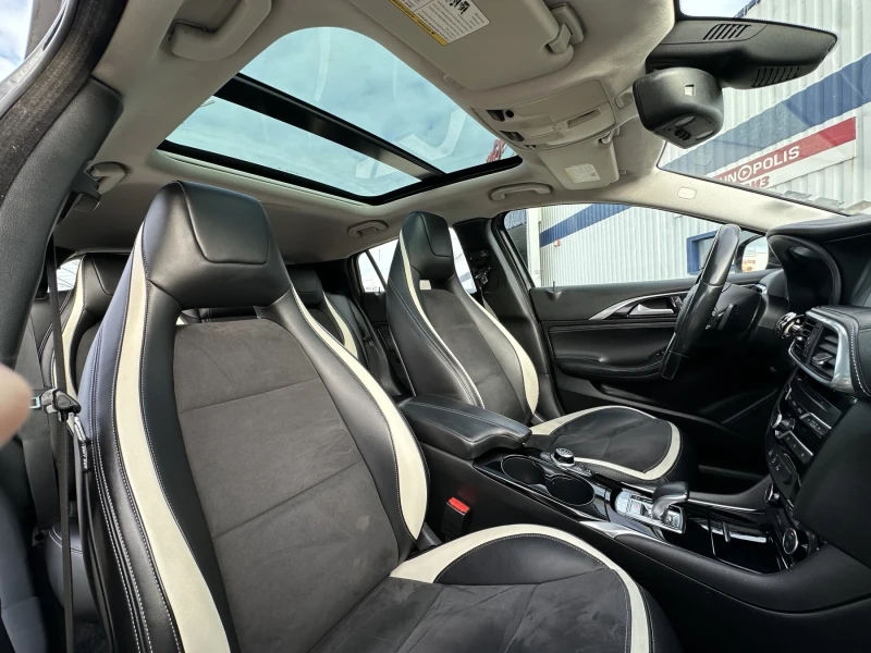 Infiniti QX30, снимка 13 - Автомобили и джипове - 52953194