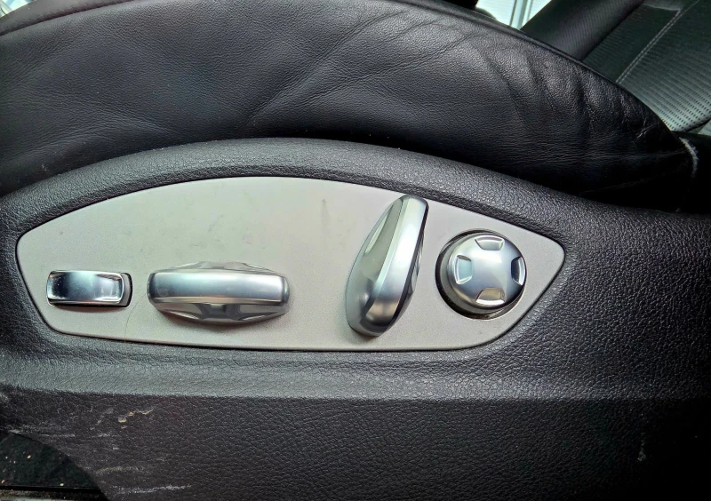 Porsche Macan S AWD 46 000km, снимка 15 - Автомобили и джипове - 53063878