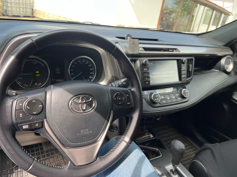Toyota Rav4 Hybrid, снимка 9 - Автомобили и джипове - 53242043