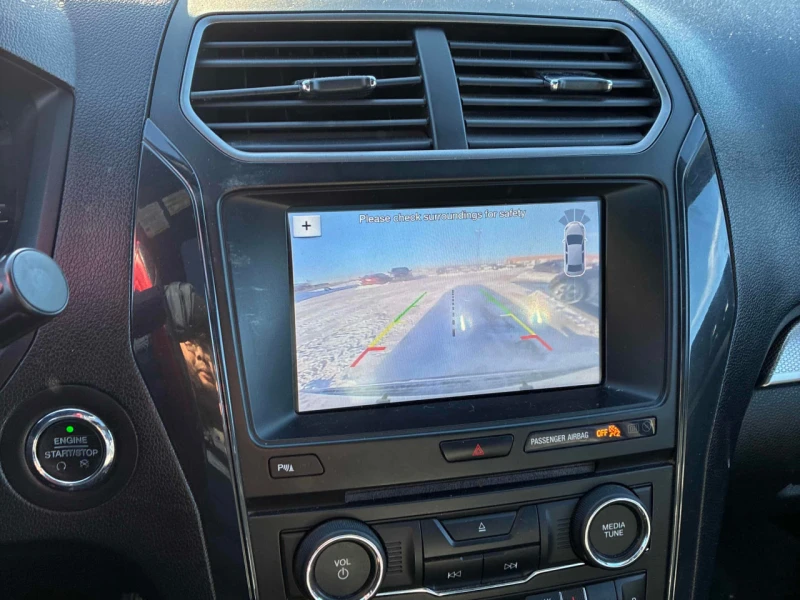 Ford Explorer AWD * ПАНОРАМА* ПОДГРЕВИ* КАМЕРА* 2 ЧИФТА ГУМИ*   , снимка 10 - Автомобили и джипове - 53562280