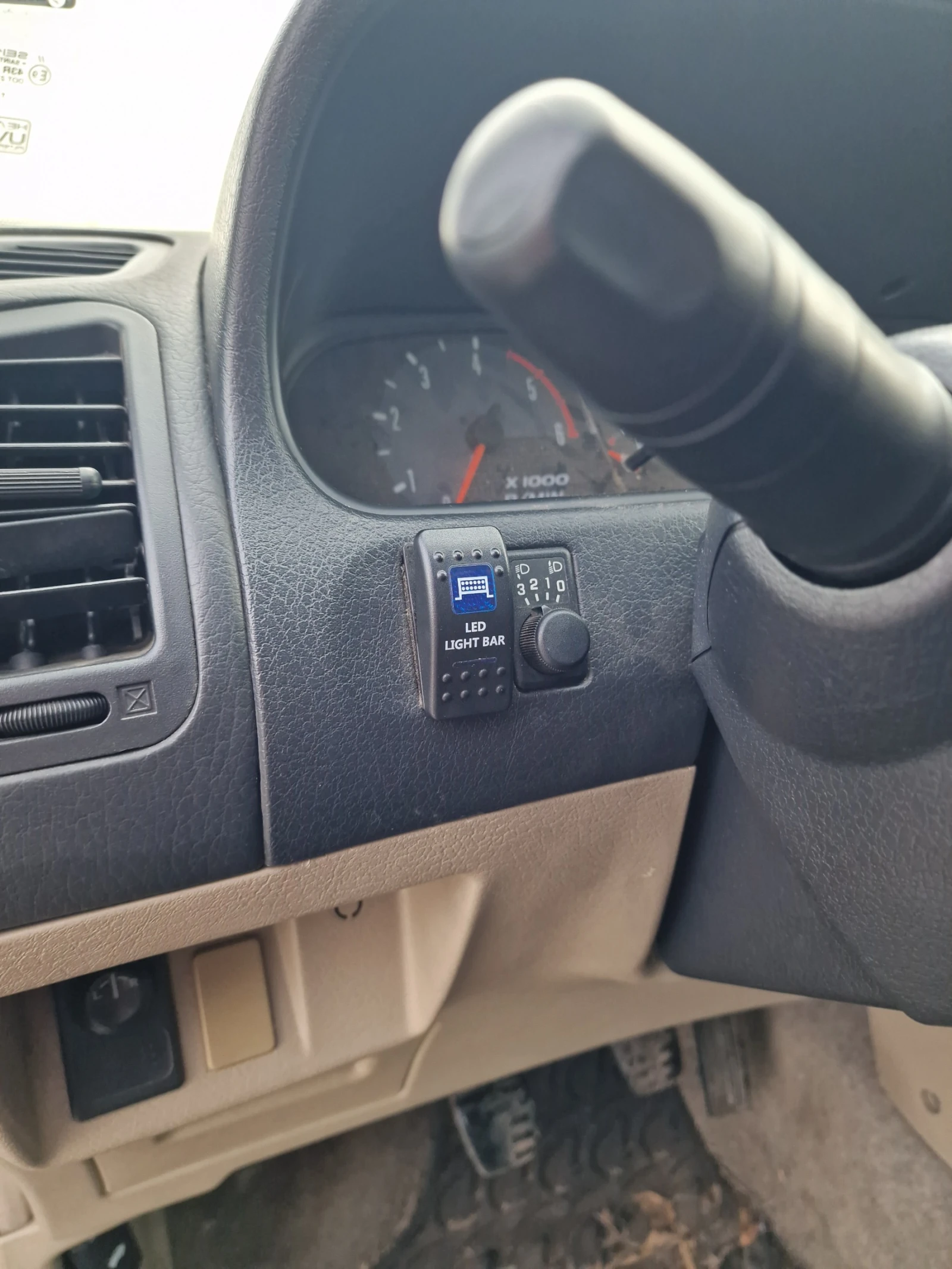Nissan Terrano 3.0 | Mobile.bg � ����������� 13