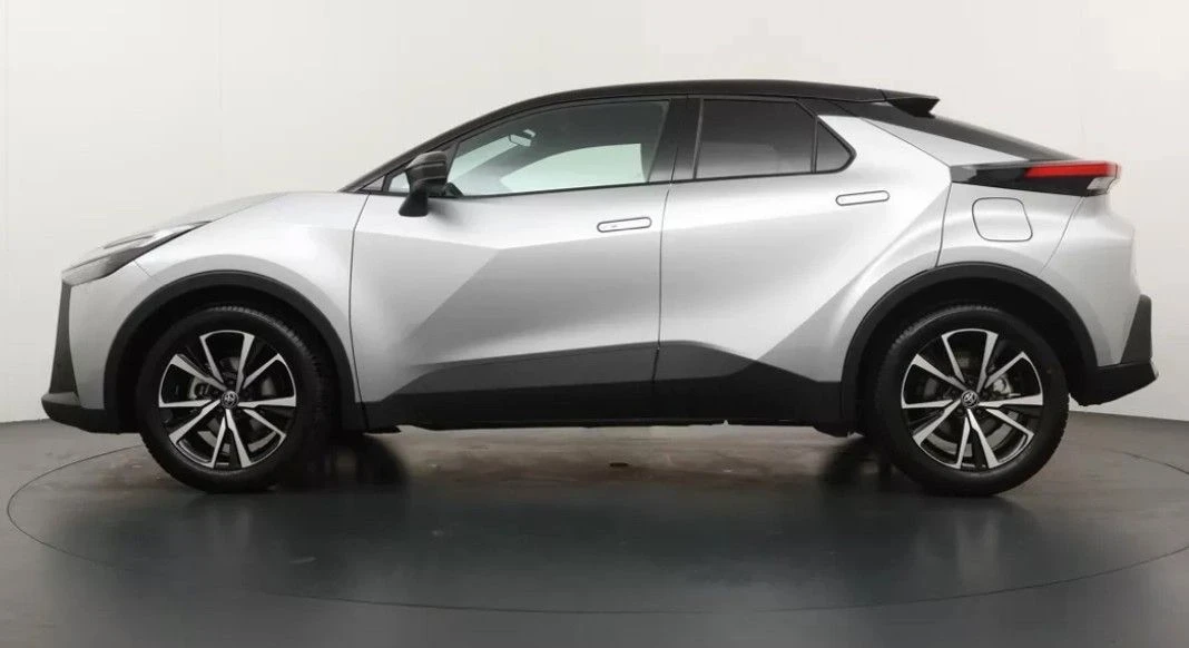 Toyota C-HR 1.8 140КС/2025 /ГАРАНЦИОННА 6КМ ОЧАКВАН ВНОС  - изображение 3