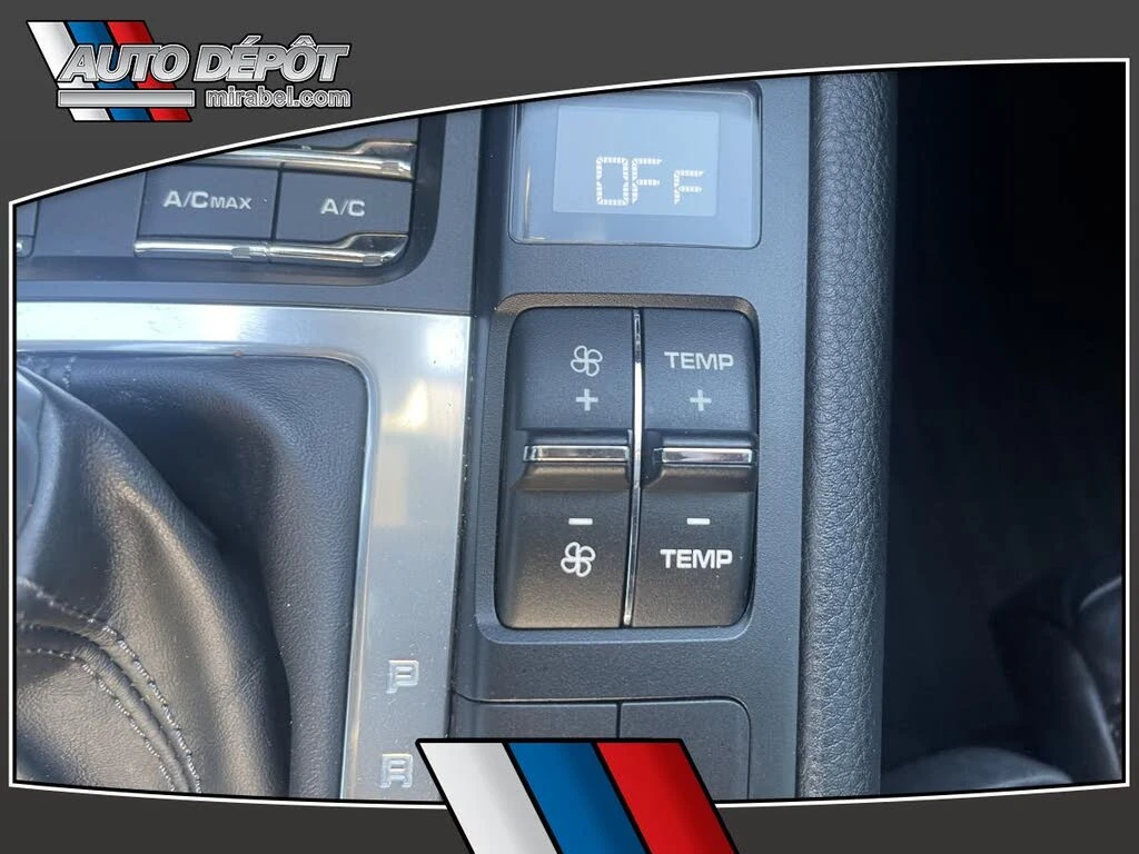 Porsche Macan * AWD* АвтоКредит (ЦЕНА ДО БГ) - изображение 6