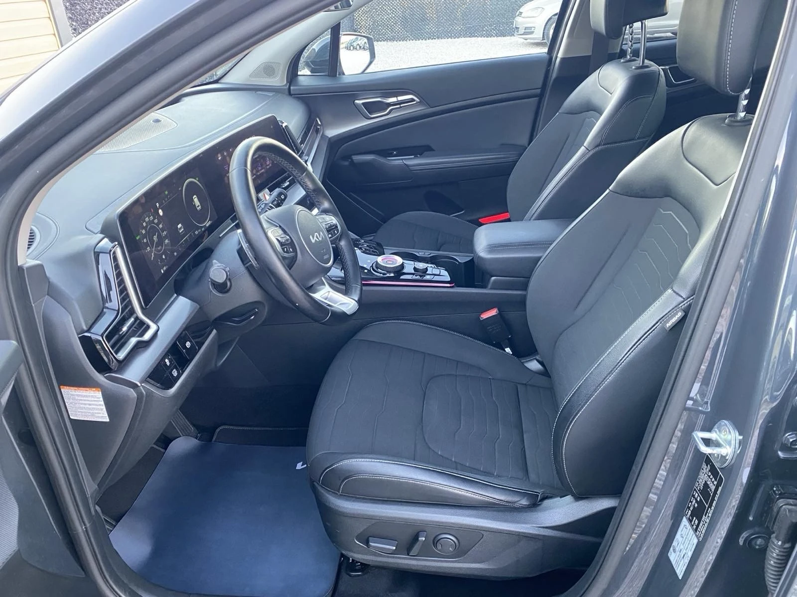 Kia Sportage 1.6 T-GDI 230ch * HEV * Design BVA6  - изображение 8