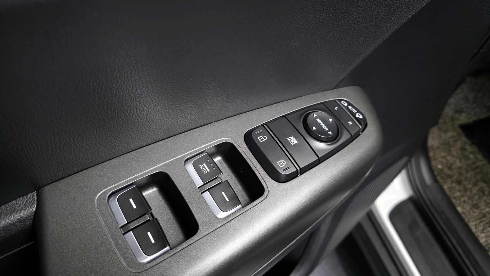 Kia Sportage 2.0 2WD PRESTIGE autogeorge.com | Mobile.bg � ����������� 13